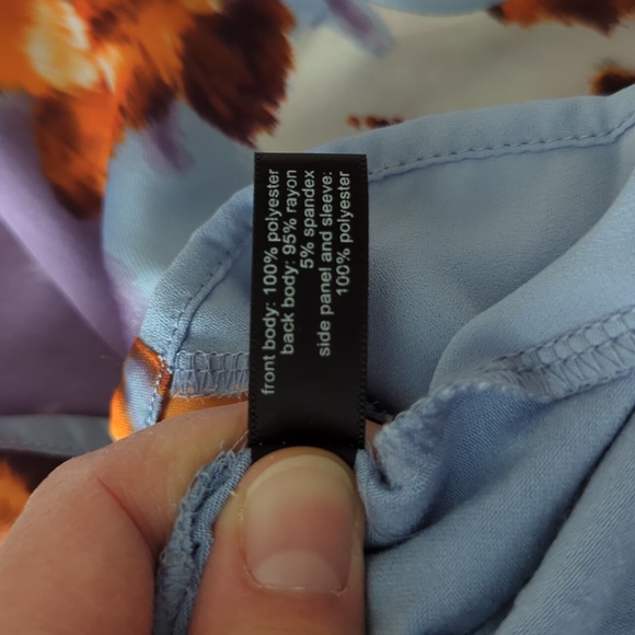 The Limited Ladies Top - Picture 6 of 6